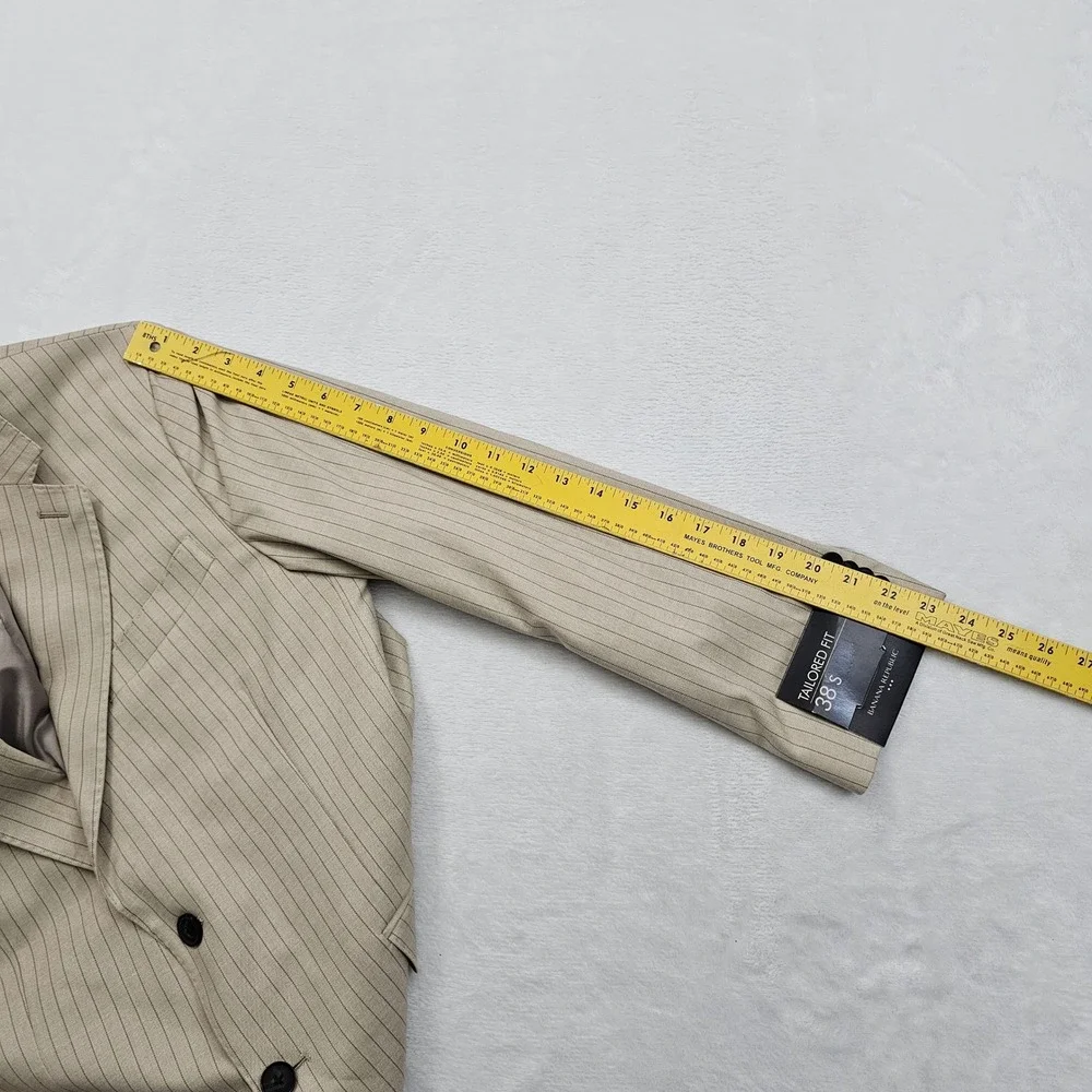 Banana Republic Suit Mens 38S 34x28 Beige Pinstripe Tailored Fit 2pc Wedding NEW